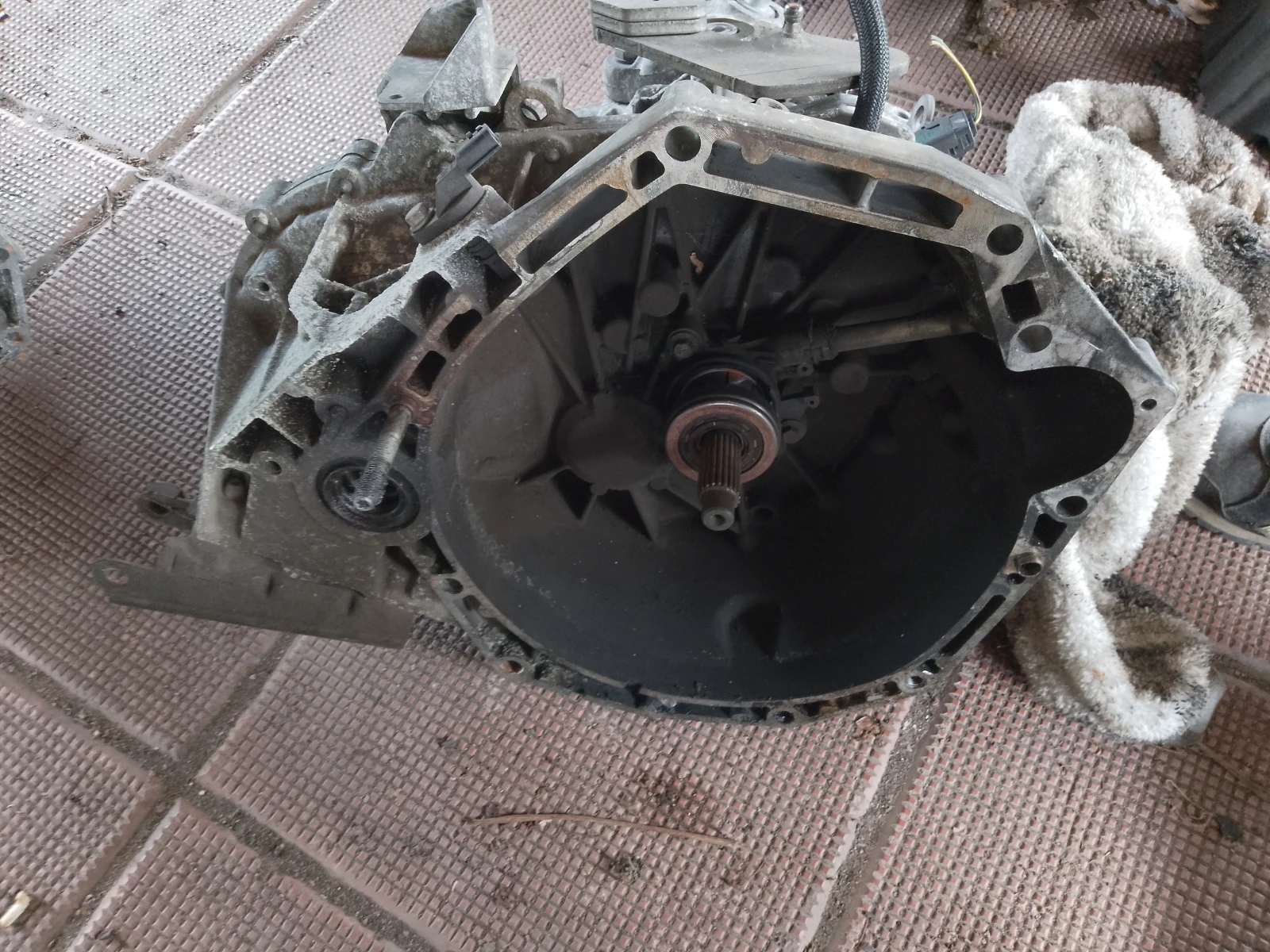 320108046R      1.5  | Mobile.bg   2