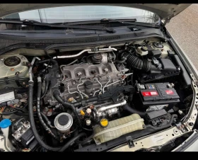 Toyota Avensis  2.2 150кс 2005г, снимка 10