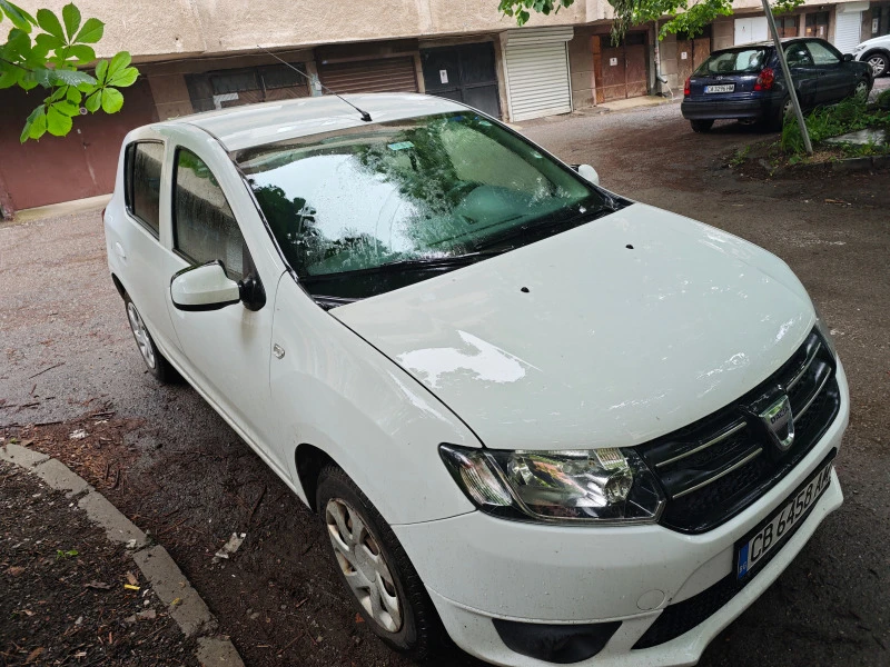 Dacia Sandero 1.5 DCI, снимка 3 - Автомобили и джипове - 47422505