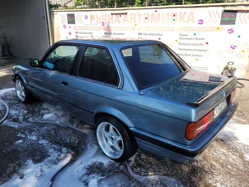 BMW 318 1.8 IS, снимка 6 - Автомобили и джипове - 47325595