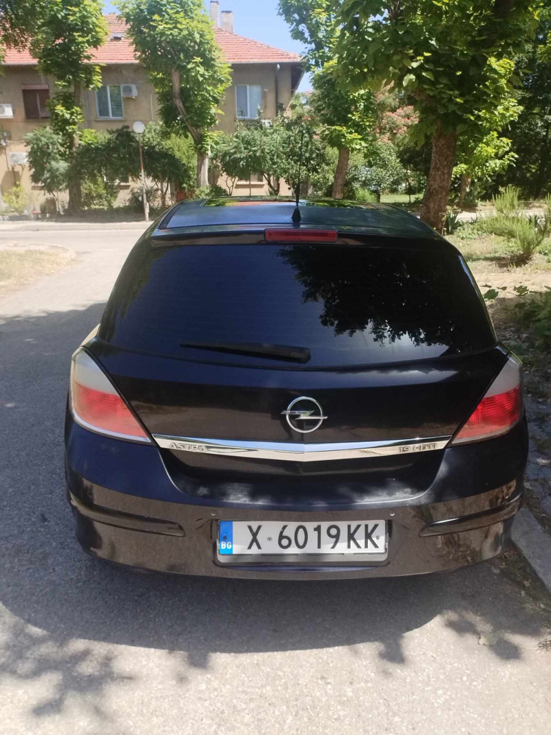 Opel Astra 1.9 CDTI, снимка 3 - Автомобили и джипове - 46368806