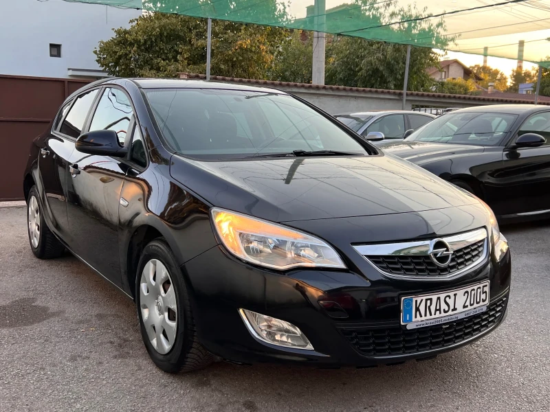 Opel Astra 1, 6I , снимка 3 - Автомобили и джипове - 47335757