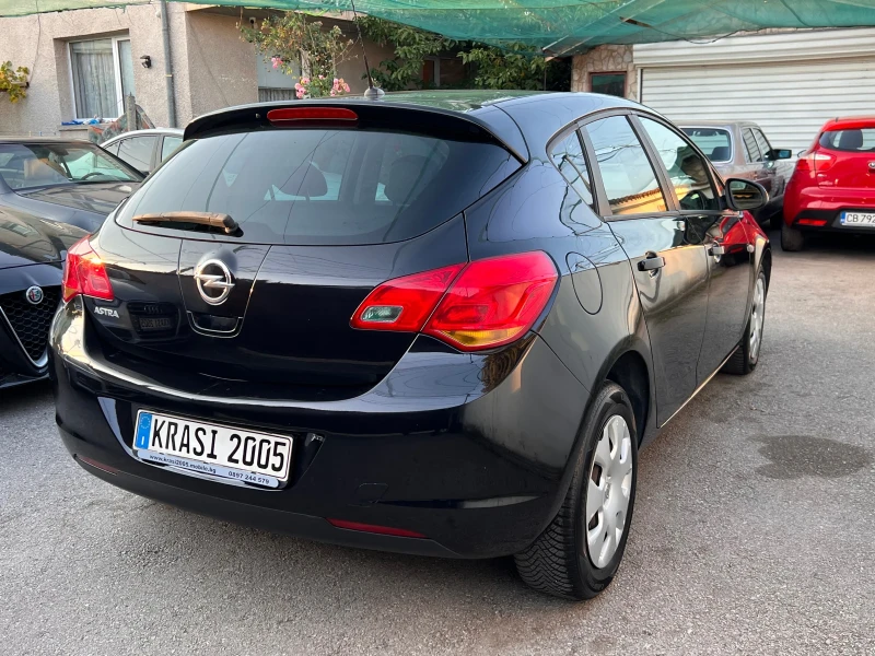 Opel Astra 1, 6I , снимка 6 - Автомобили и джипове - 47335757