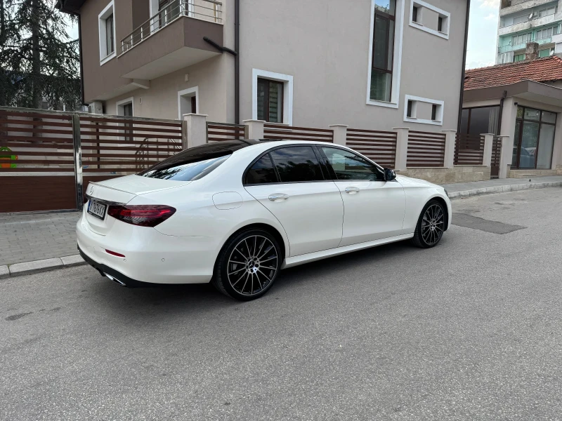 Mercedes-Benz E 400 d Amg Line MBUX Night Paket, снимка 4 - Автомобили и джипове - 47472612