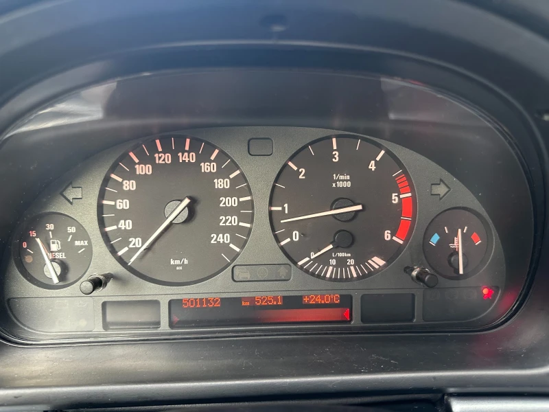 BMW 525 d, снимка 9 - Автомобили и джипове - 47550825