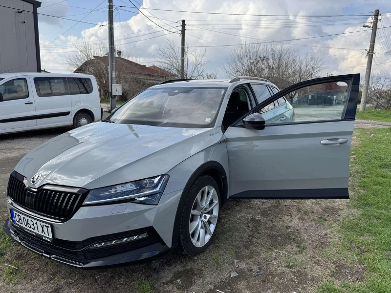 Skoda Superb Scout , снимка 4 - Автомобили и джипове - 49699248