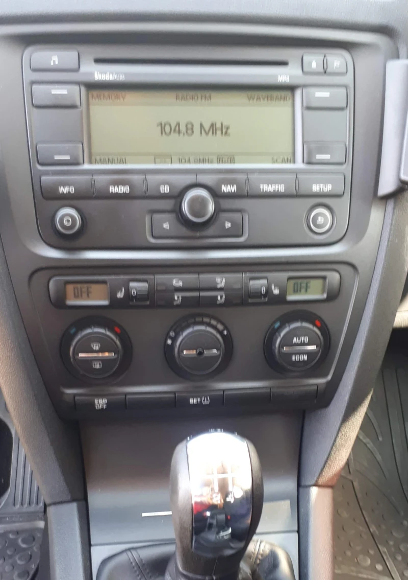 Skoda Octavia, снимка 4 - Автомобили и джипове - 52621360