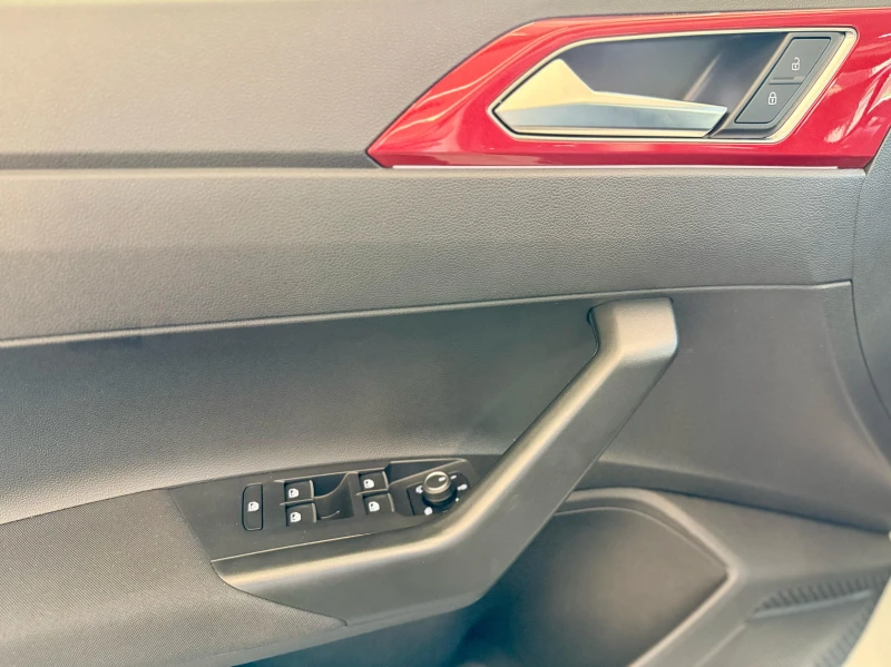 VW Polo GTI* DSG* IQ.Light* Distronic* ЛИЗИНГ* , снимка 7 - Автомобили и джипове - 50985079