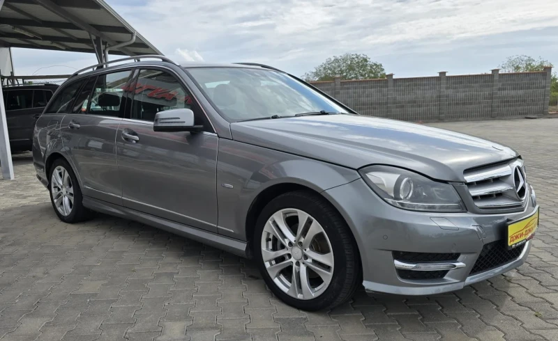Mercedes-Benz C 220 2.2D 170kc, снимка 3 - Автомобили и джипове - 51745536