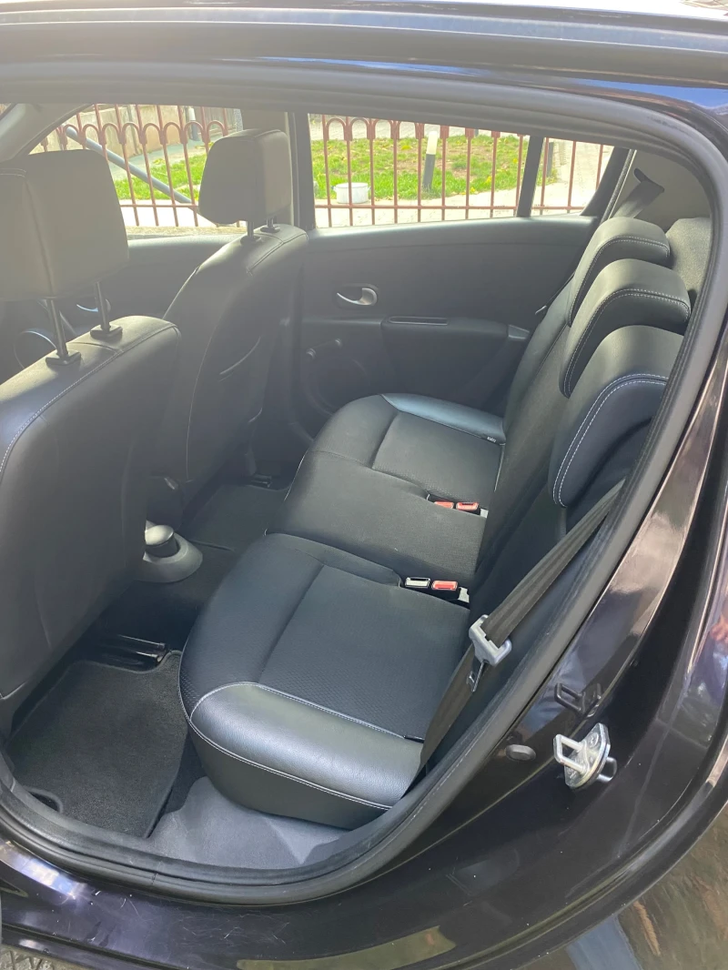 Renault Clio, снимка 7 - Автомобили и джипове - 52419283