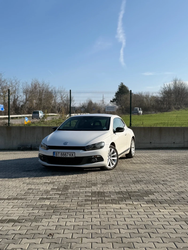 VW Scirocco 2.0 TDI, снимка 2 - Автомобили и джипове - 52802470