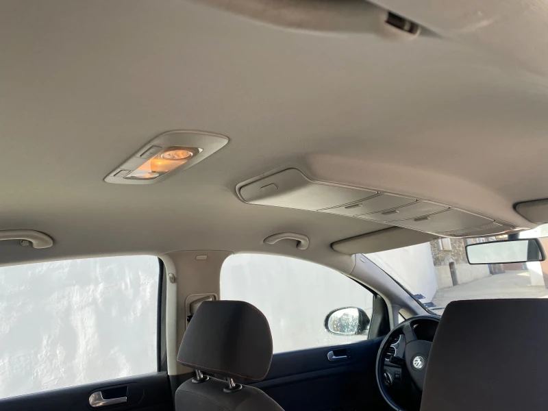 VW Golf 5, снимка 9 - Автомобили и джипове - 52830293