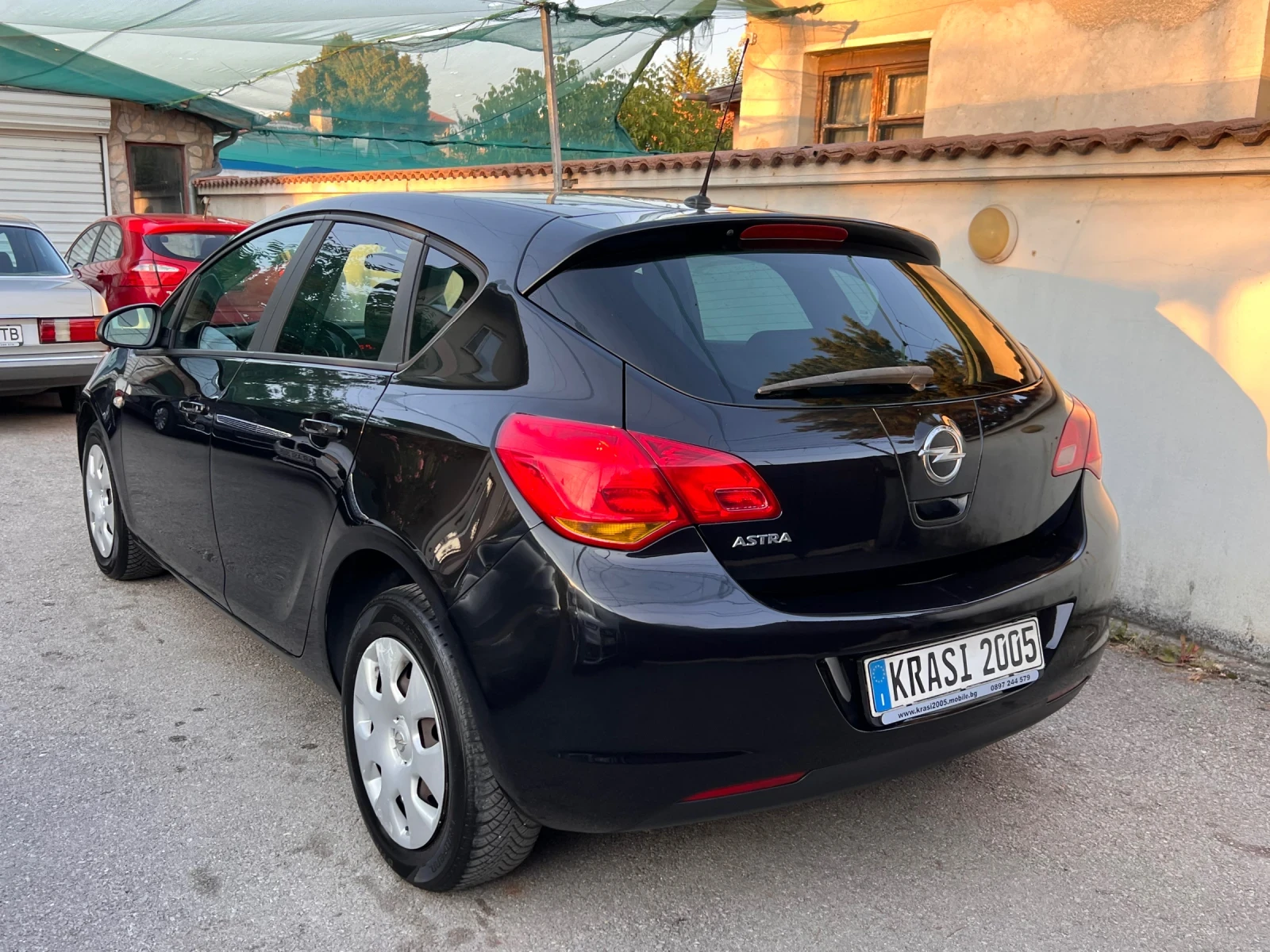 Opel Astra 1, 6I  - изображение 4