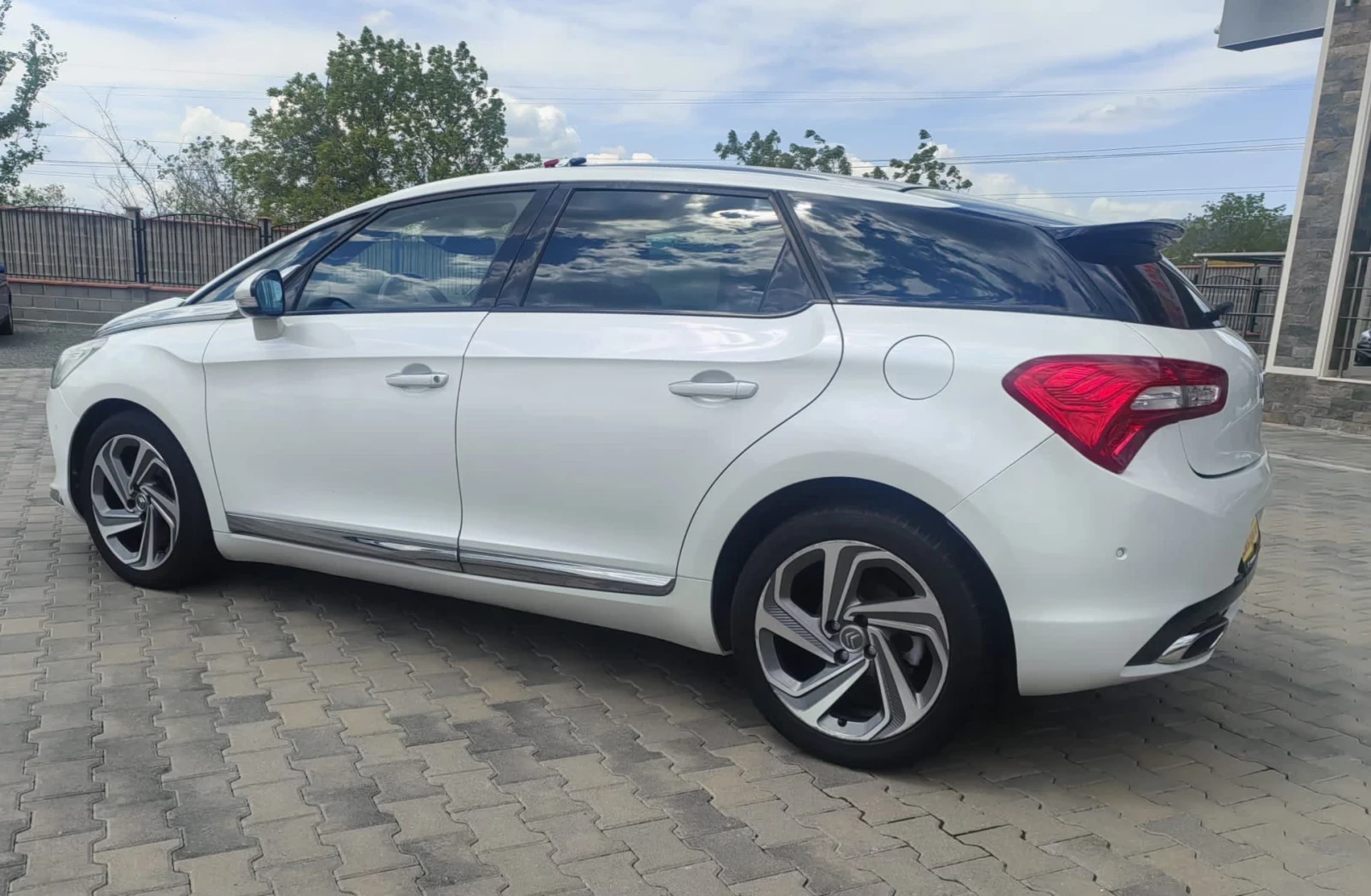 DS DS 5 DS5 EURO6B  - изображение 6
