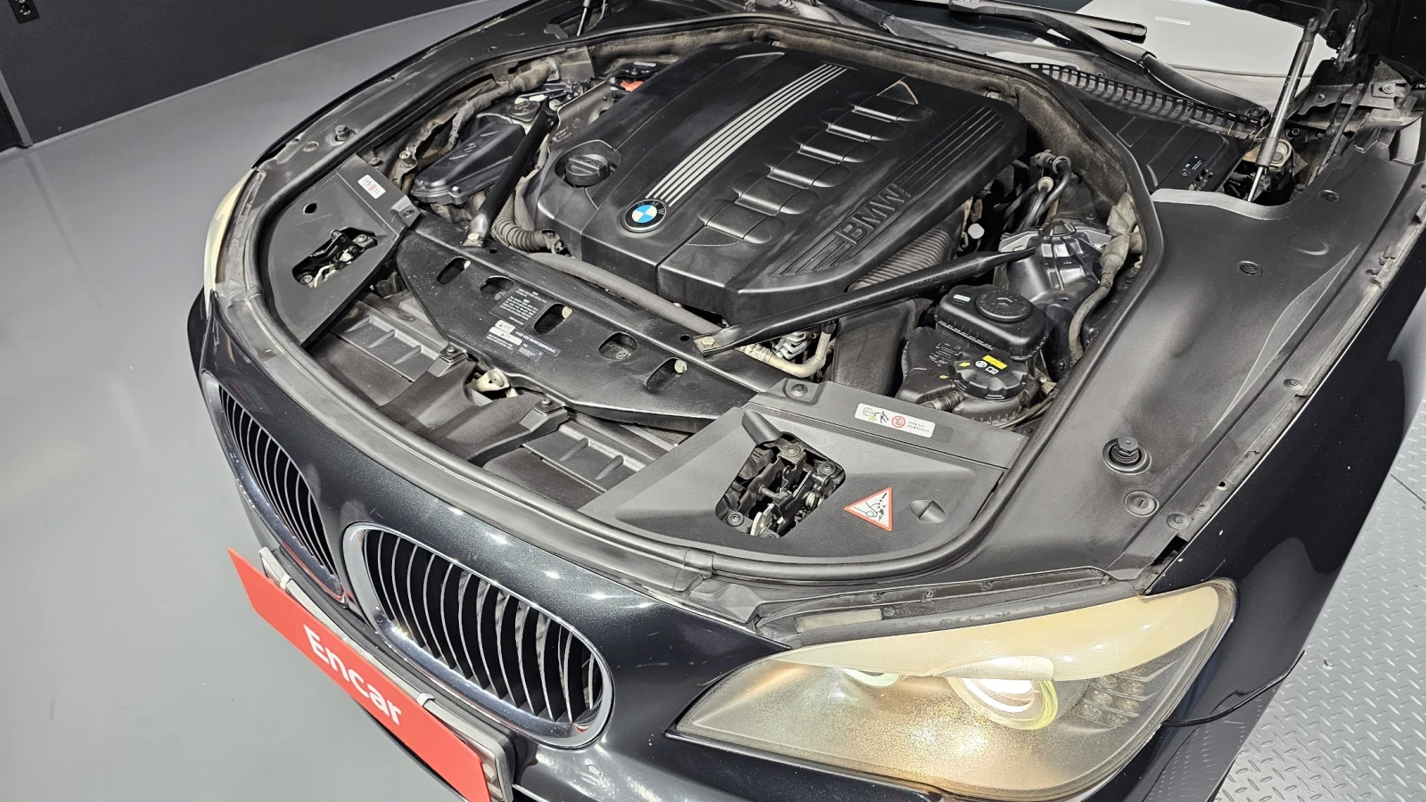 BMW 730 7 Series (F01) 730Ld - изображение 6