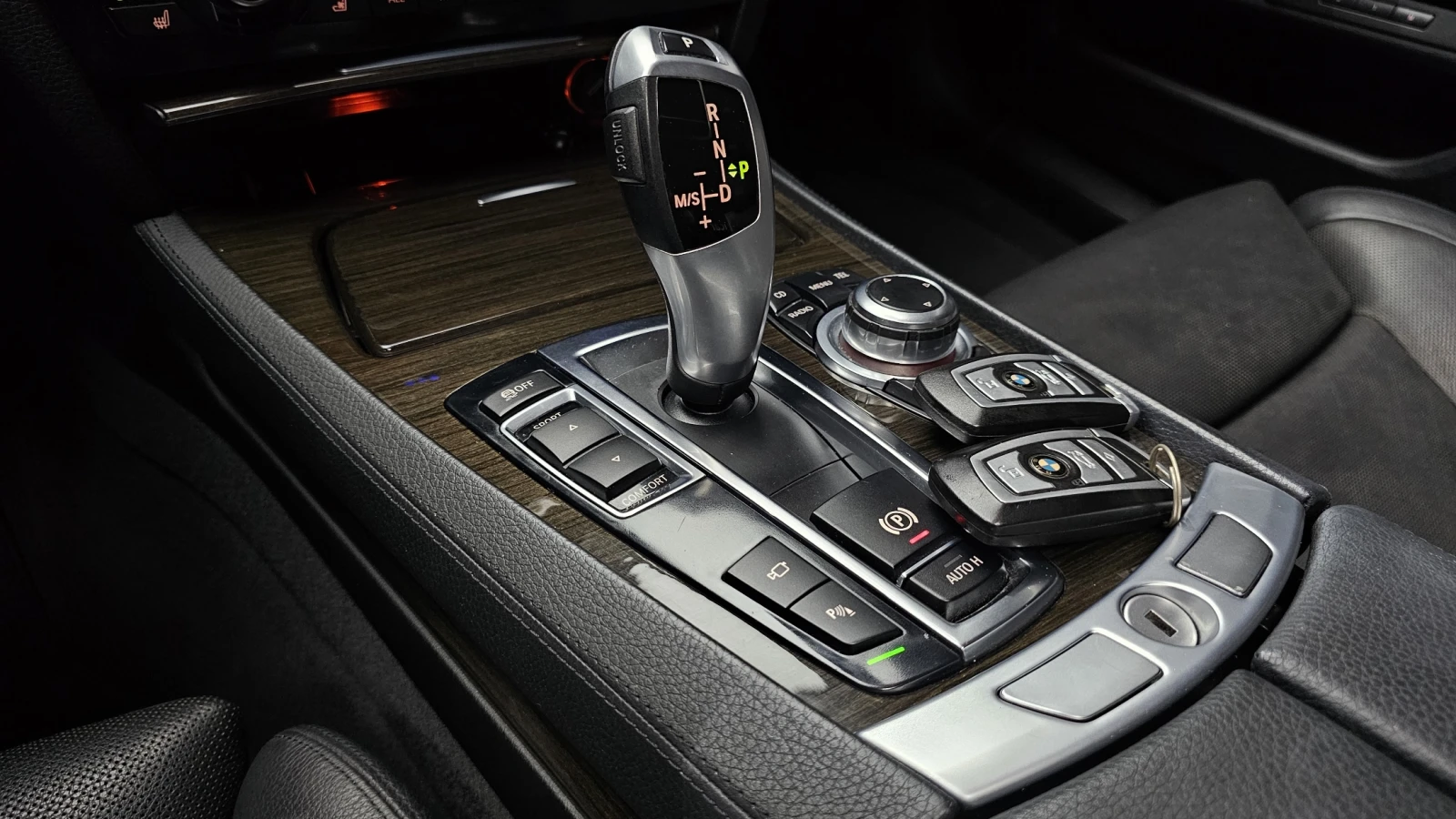 BMW 730 7 Series (F01) 730Ld - изображение 10