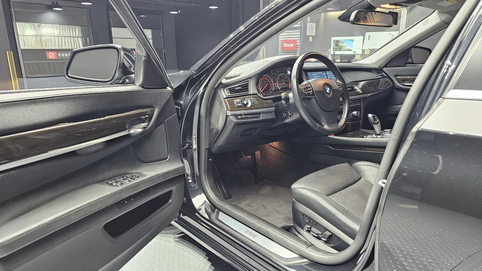 BMW 730 7 Series (F01) 730Ld - изображение 8