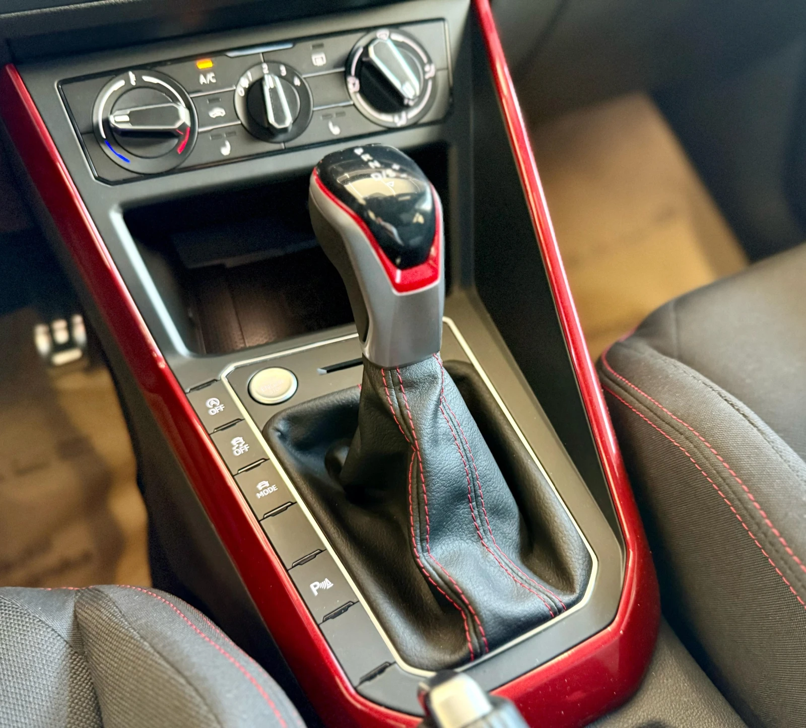 VW Polo GTI* DSG* IQ.Light* Distronic* *  | Mobile.bg   12