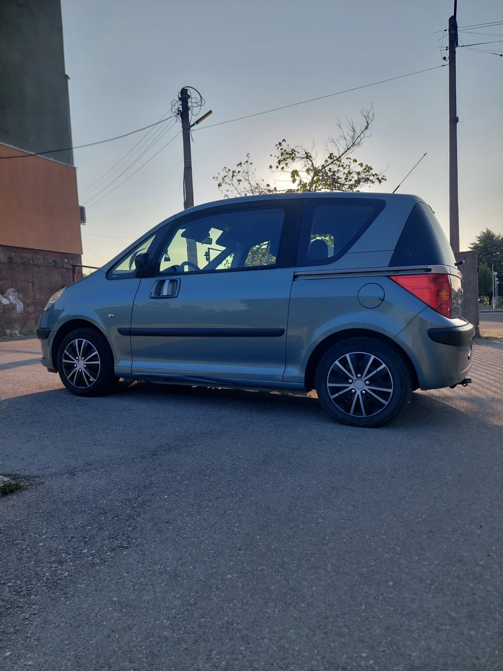 Peugeot 1007  - изображение 4
