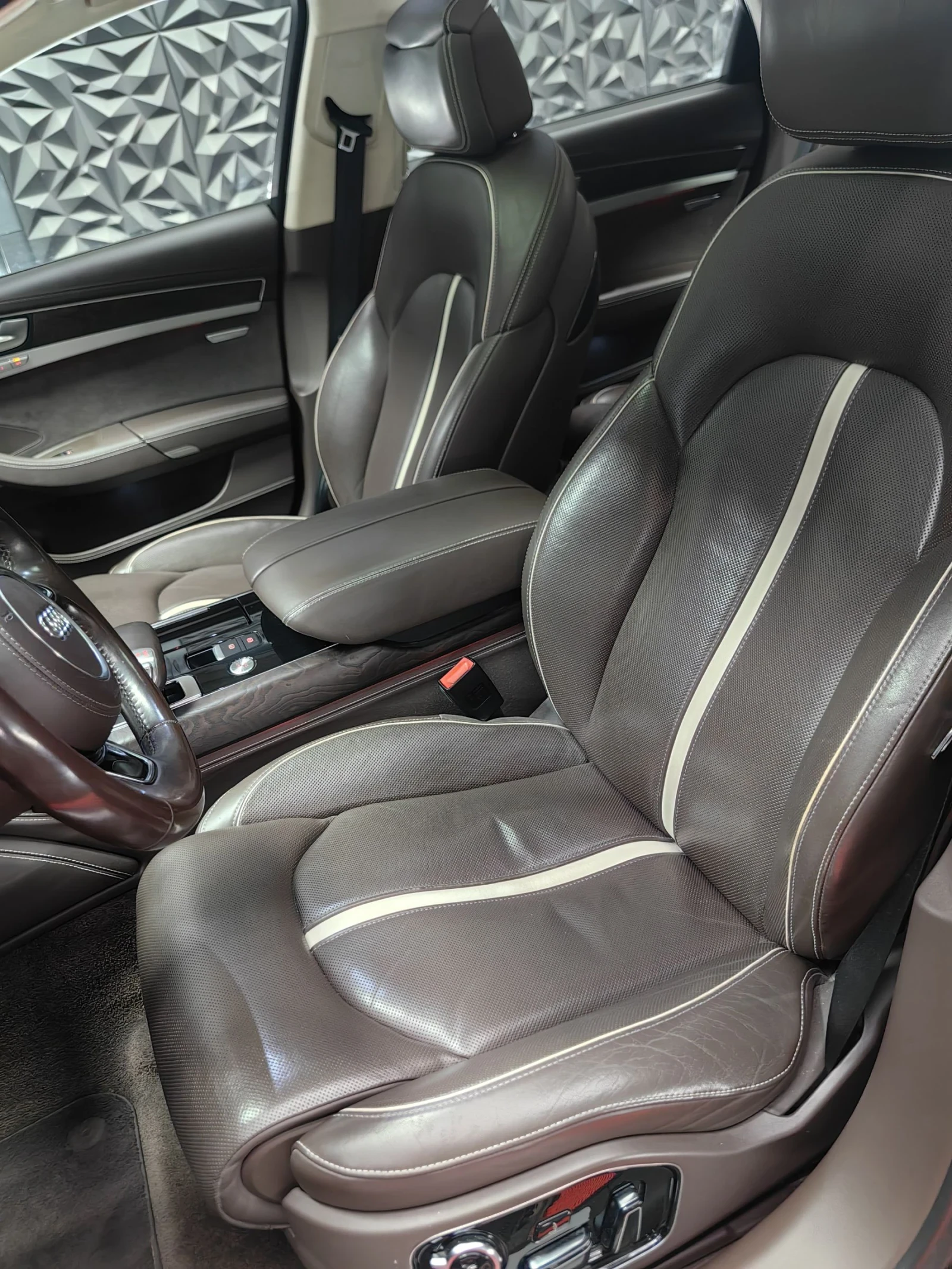 Audi A8 3.0TDI* DESIGN* BOSE* ВАКУМ* МАСАЖ* DISTR* ОБДУХ*  - изображение 9