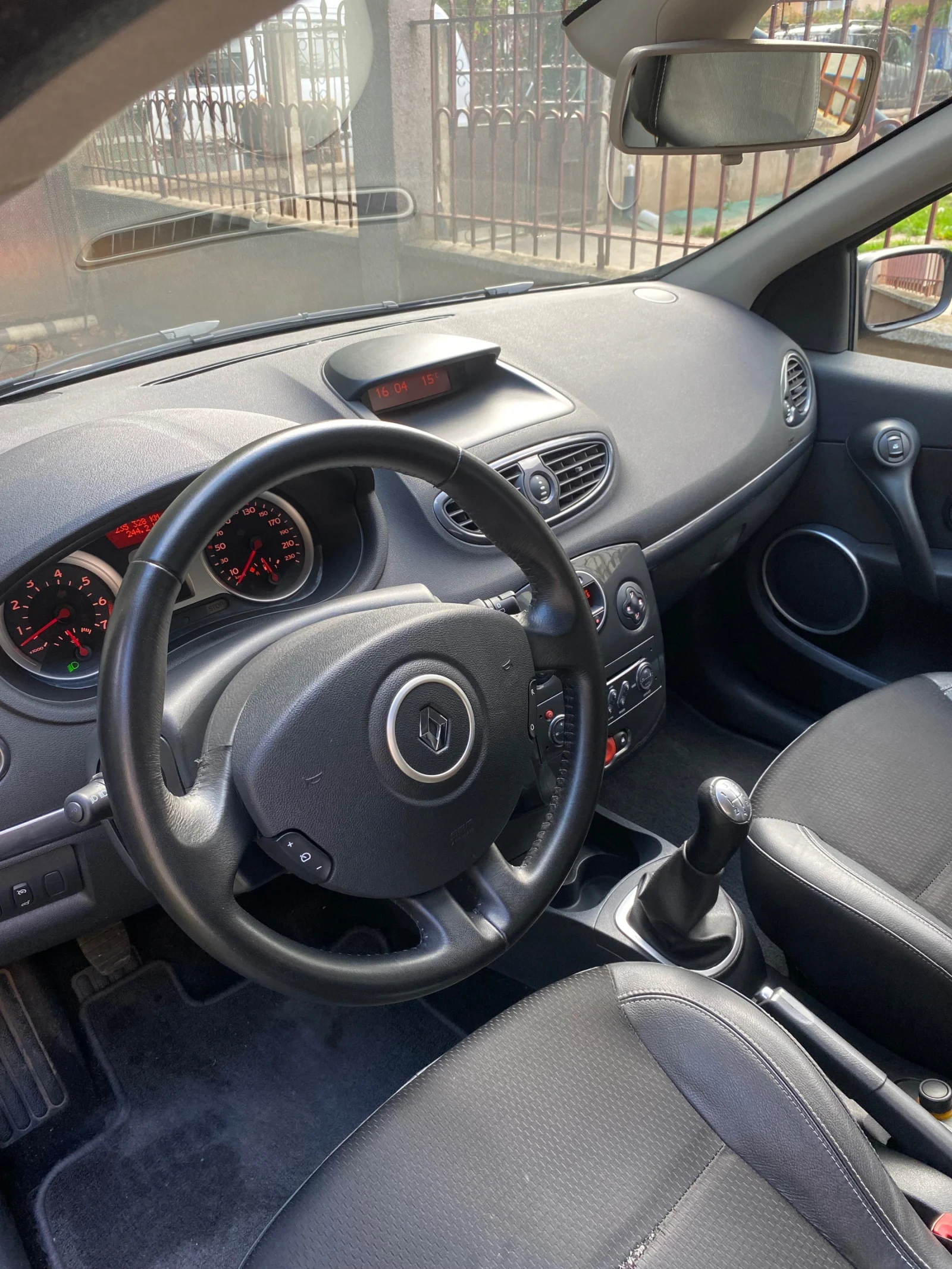 Renault Clio  - изображение 4