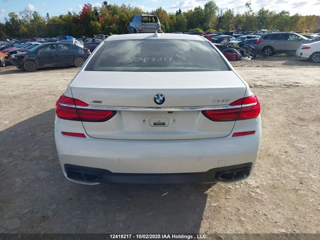 BMW 750 * XDRIVE * CARFAX *    | Mobile.bg   16