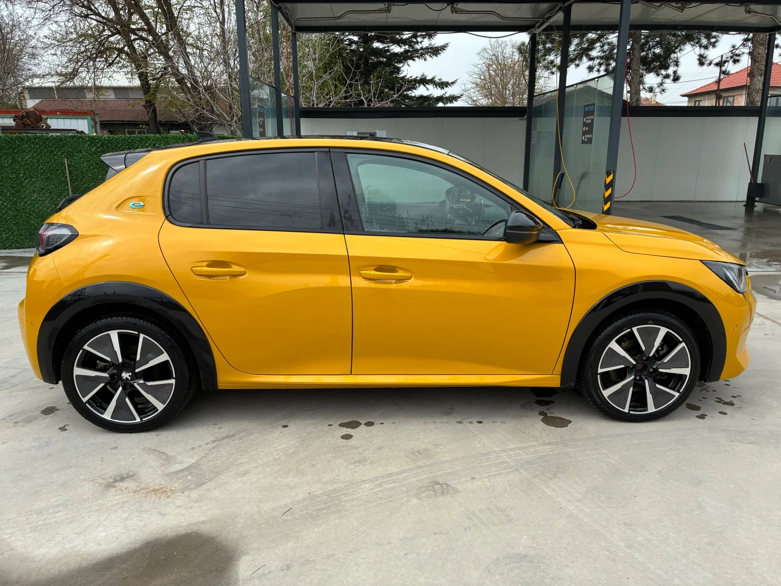 Peugeot 208 e208 GT, снимка 7 - Автомобили и джипове - 54368814