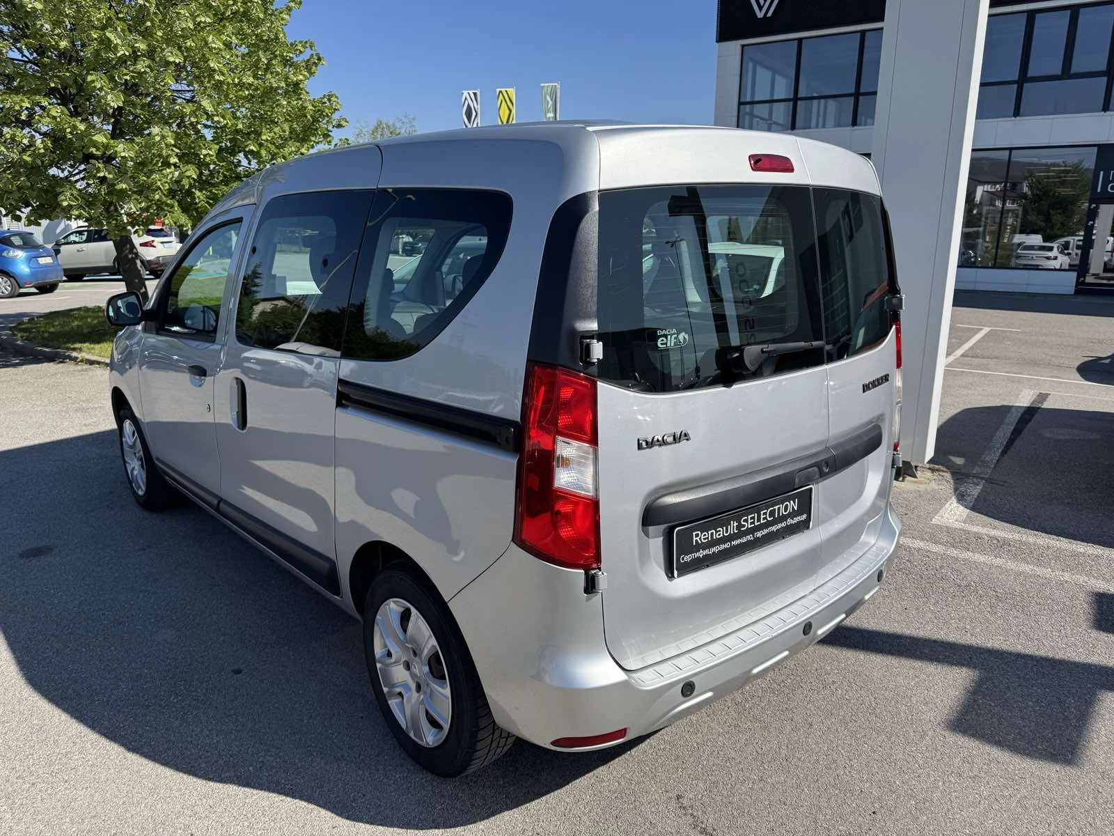 Dacia Dokker 1.6 Sce, снимка 4 - Автомобили и джипове - 54424763