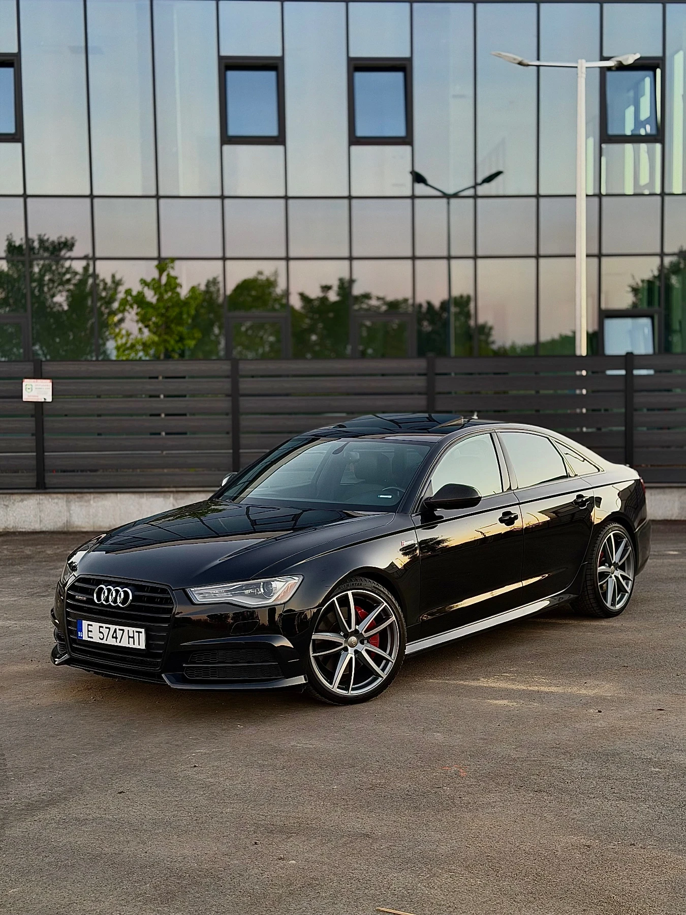 Audi A6 Facelift /333к.с/Бартер/Лизинг, снимка 3 - Автомобили и джипове - 54921003