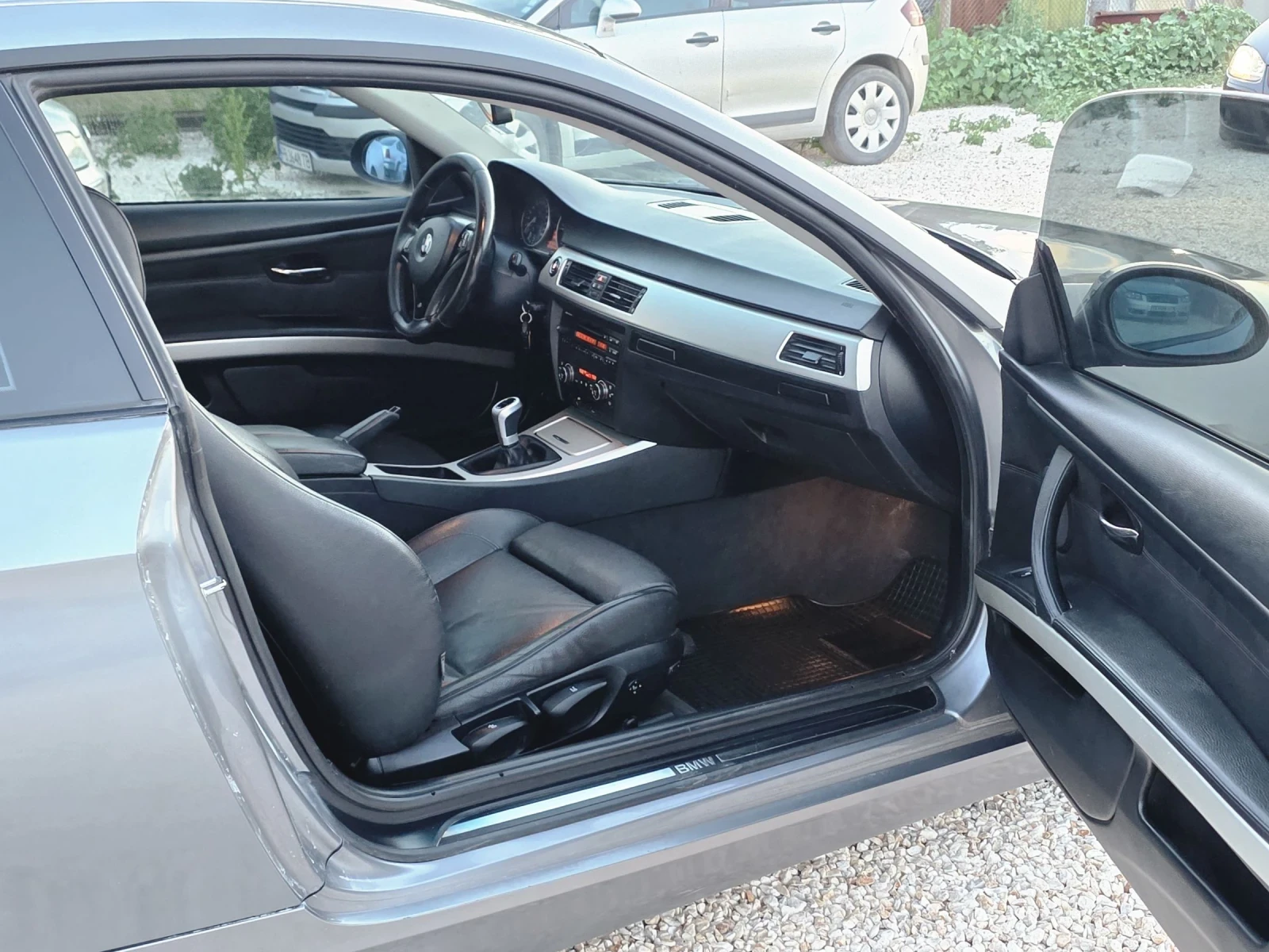 BMW 320, снимка 8 - Автомобили и джипове - 55089412