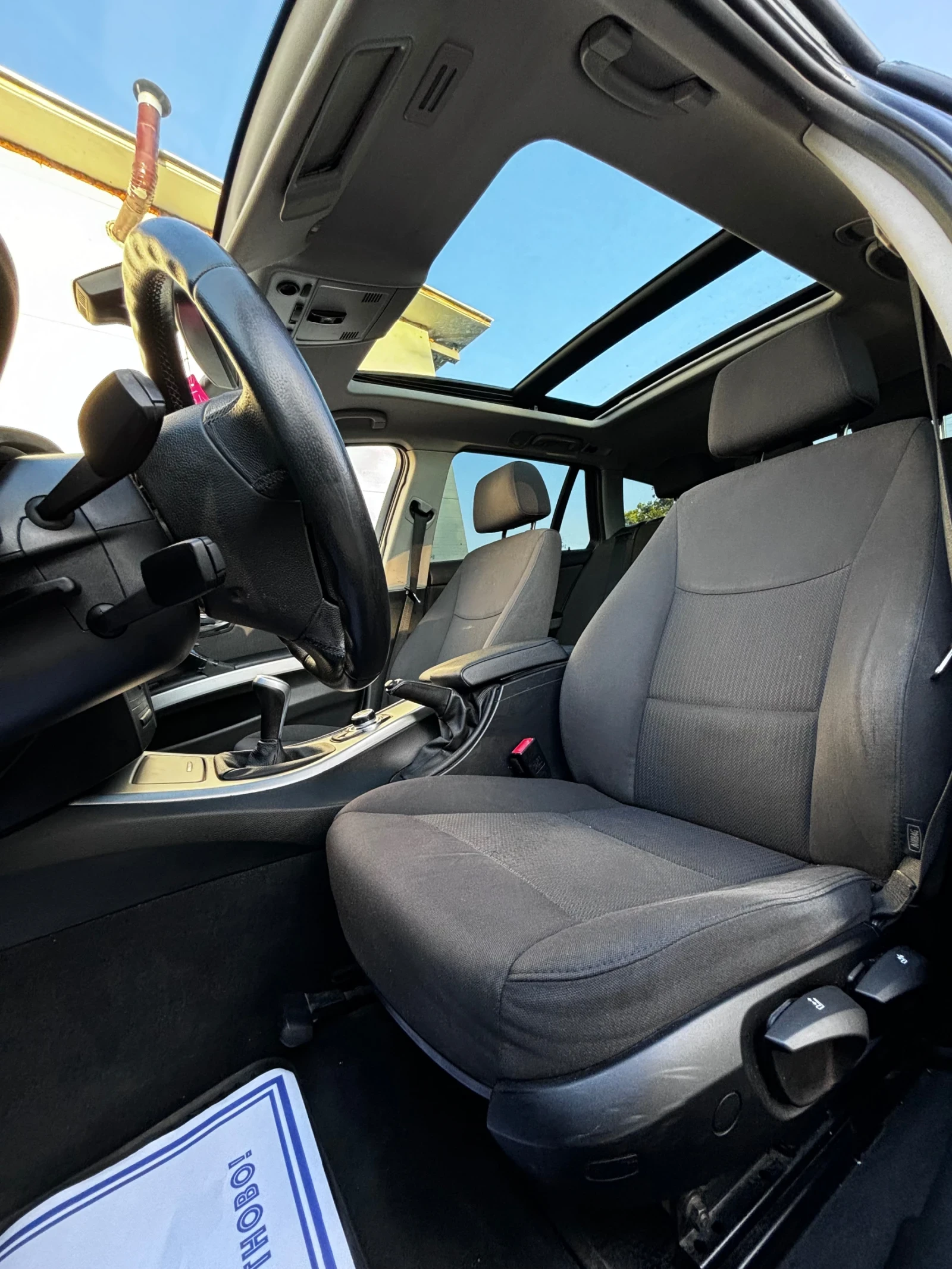 BMW 320 318d* NAVI* * PANORAMA* , снимка 8 - Автомобили и джипове - 55225568