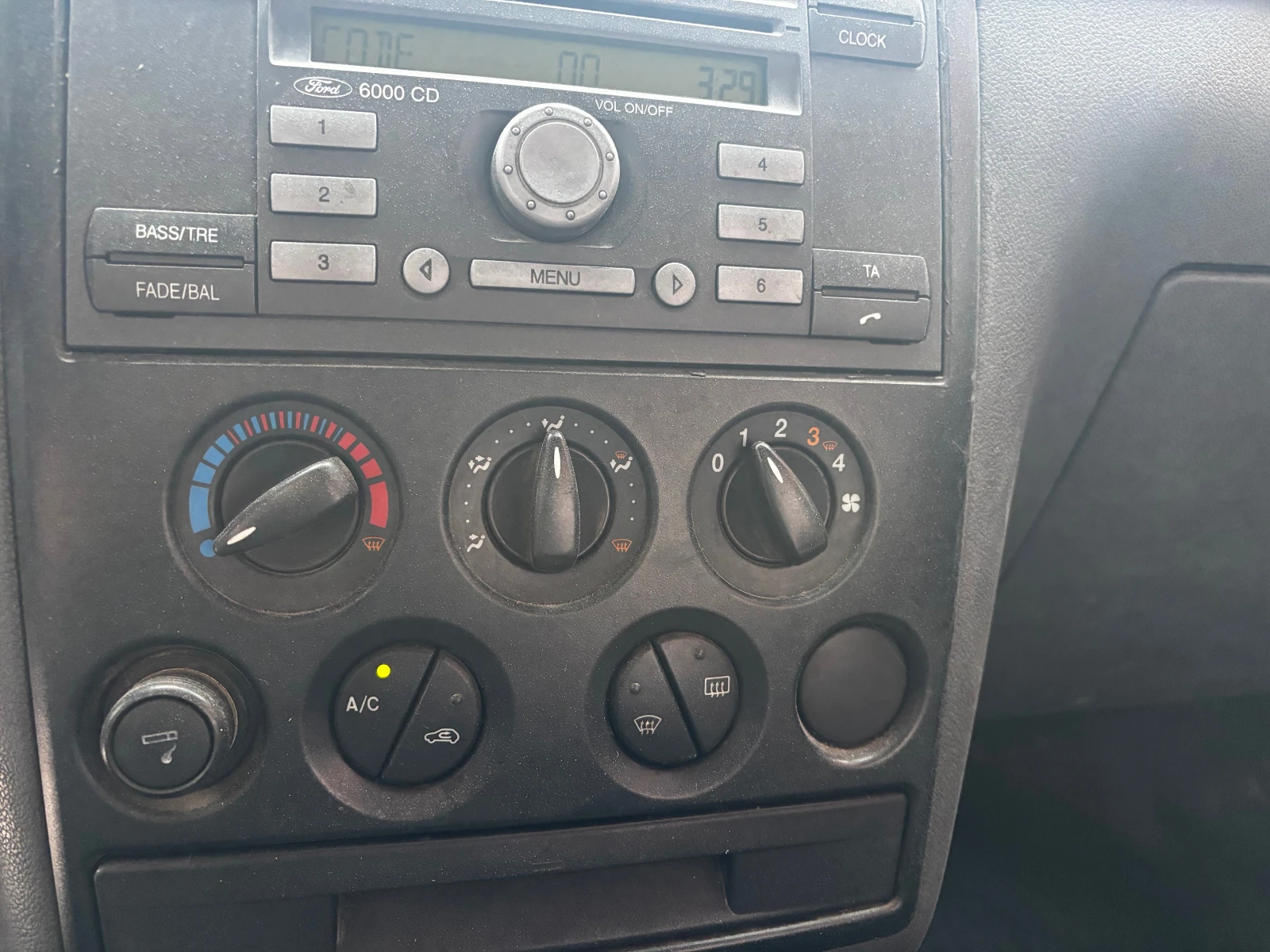 Ford Connect, снимка 8 - Автомобили и джипове - 55334110