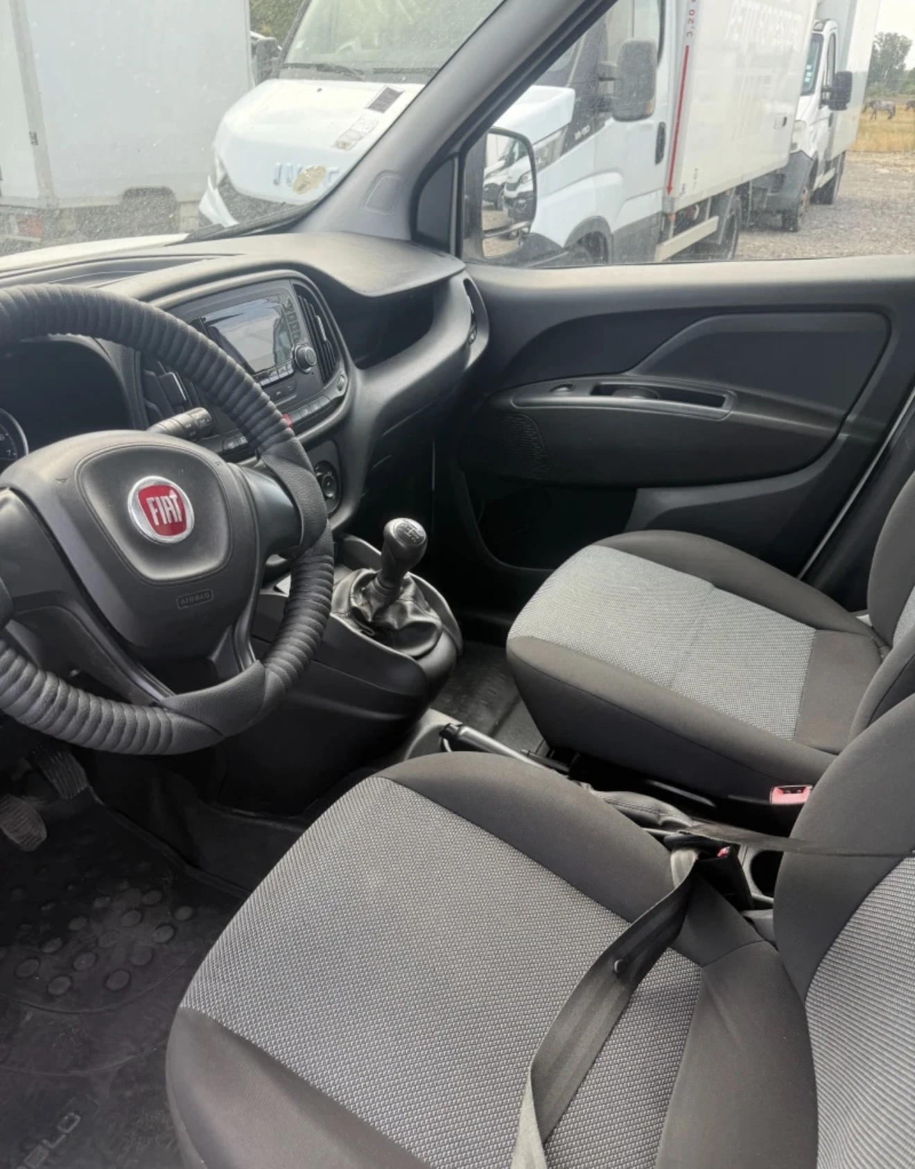 Fiat Doblo 1, 6 Multidjet, снимка 8 - Автомобили и джипове - 55409365