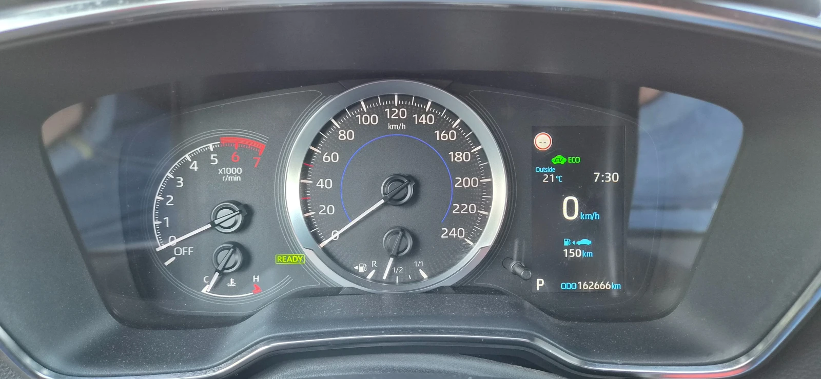 Toyota Corolla ГАРАНЦИЯ  1.8 (122 кс) Hybrid e-CVT, снимка 13 - Автомобили и джипове - 55496643