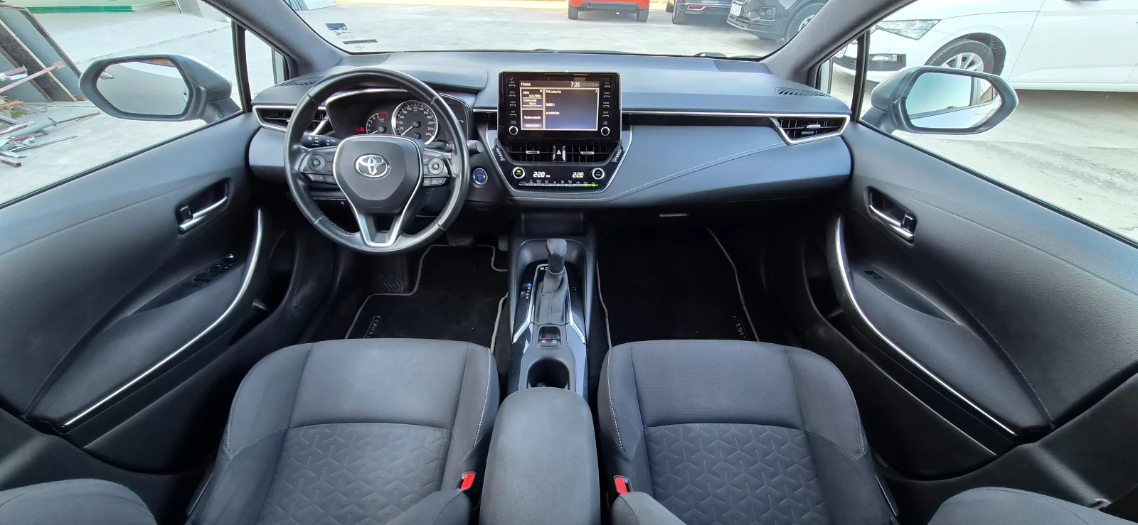 Toyota Corolla ГАРАНЦИЯ  1.8 (122 кс) Hybrid e-CVT, снимка 10 - Автомобили и джипове - 55496643