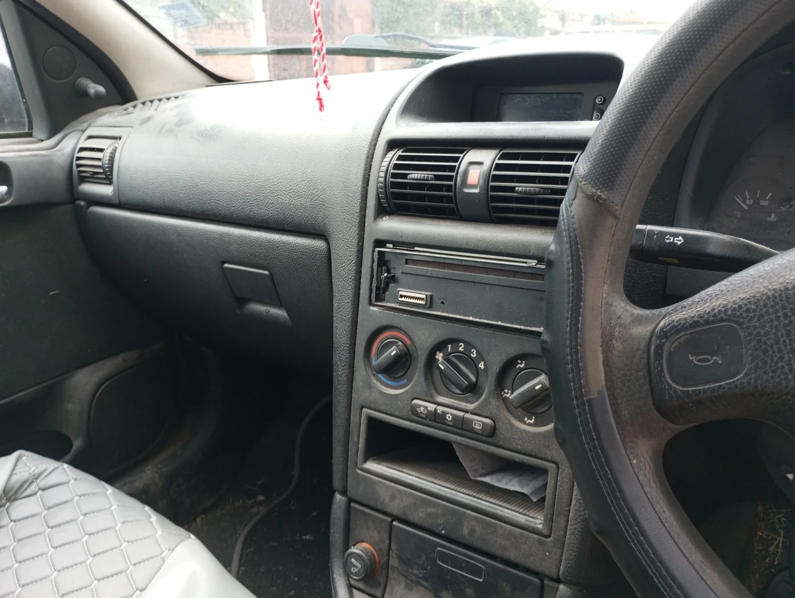 Opel Astra, снимка 6 - Автомобили и джипове - 55606739