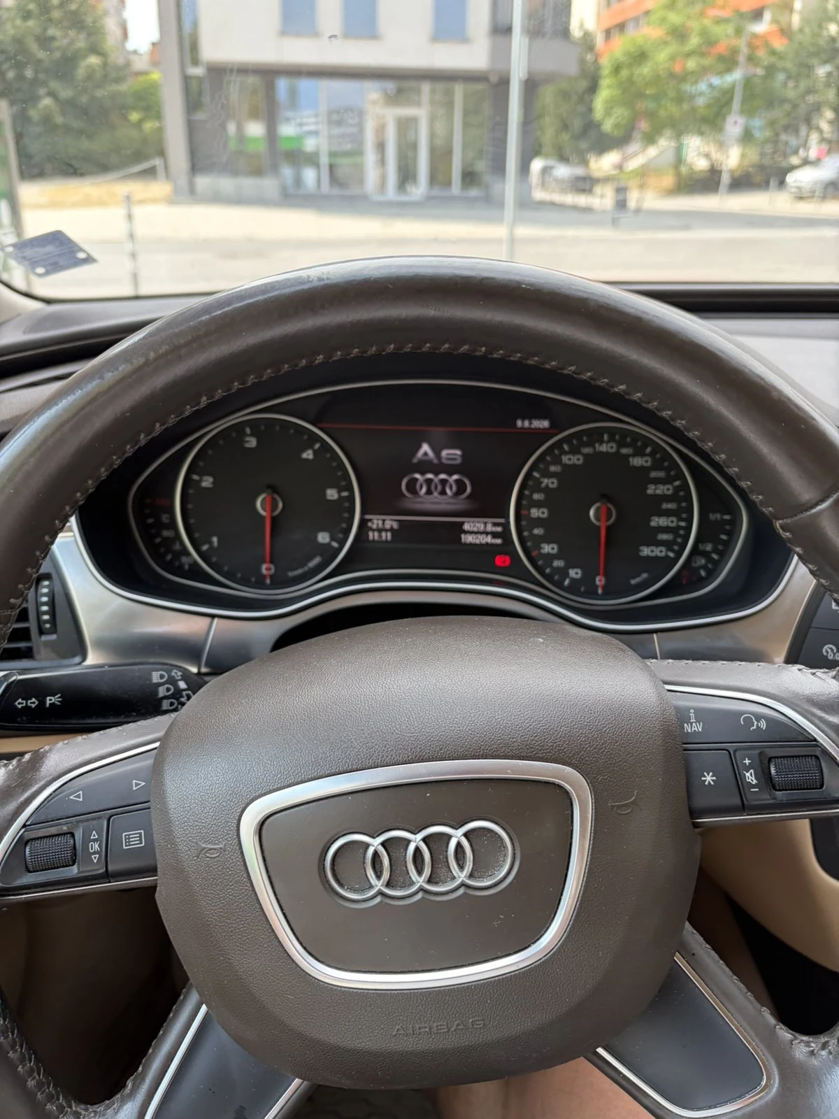 Audi A6 лимузина, снимка 9 - Автомобили и джипове - 55616704