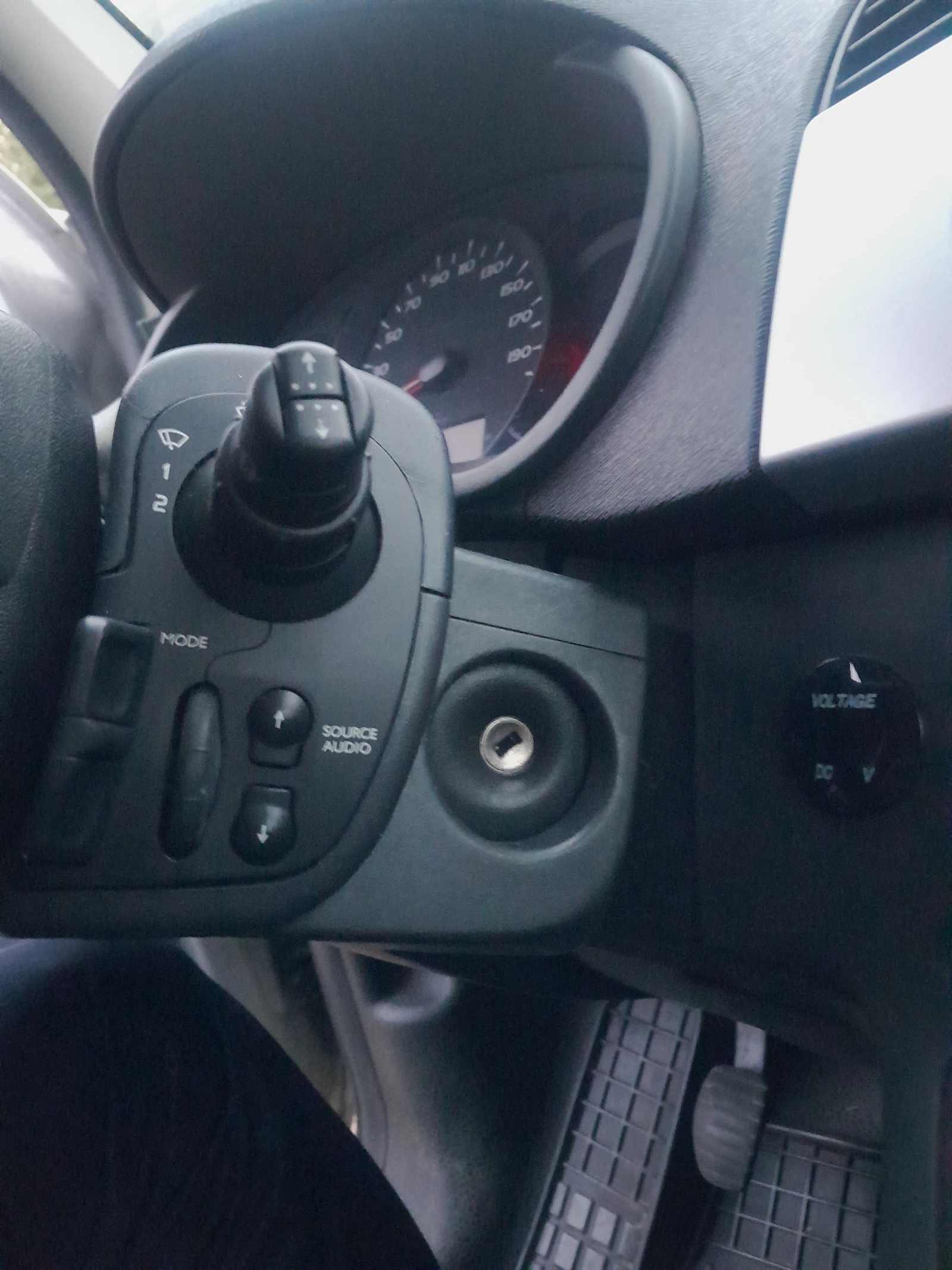 Renault Kangoo 1.5 DCI, снимка 12 - Автомобили и джипове - 55739162