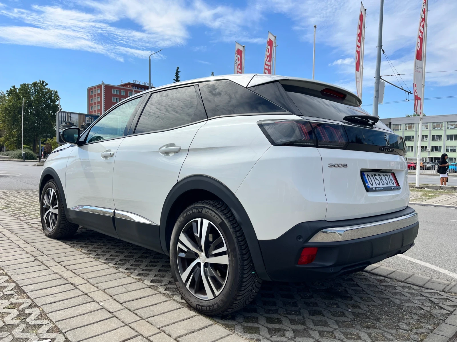 Peugeot 3008 1.5 HDI Allure EAT8 СМЕМЕНА ВЕРИГА, снимка 8 - Автомобили и джипове - 56138293