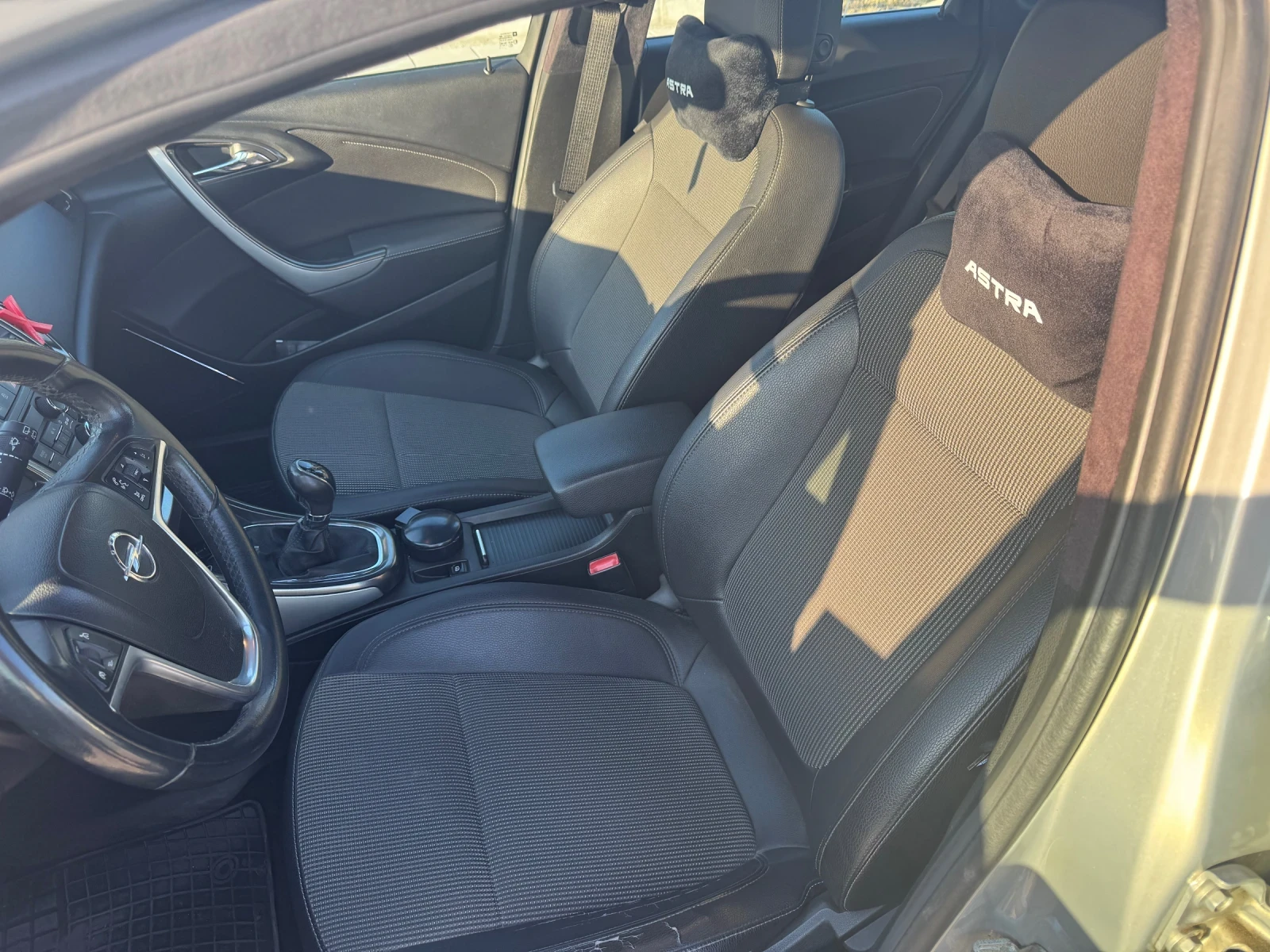 Opel Astra 1.6, снимка 8 - Автомобили и джипове - 56447493