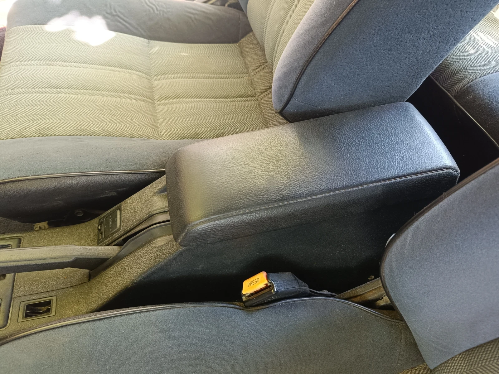 Toyota Celica, снимка 15 - Автомобили и джипове - 56562366