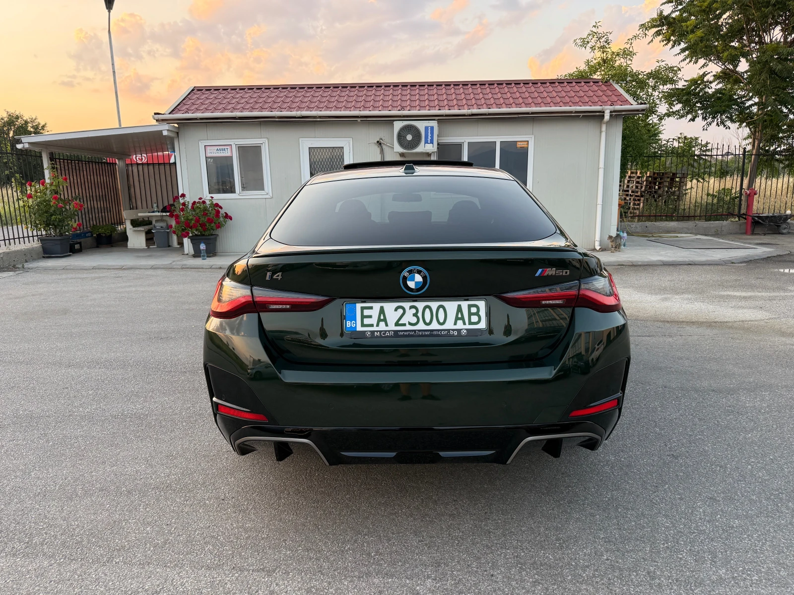 BMW i4 M50 * M-SPORT* HEAD-UP* DISTR* KEYLESS* H&K  | Mobile.bg � ����������� 4