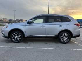 Mitsubishi Outlander GT 3.0 V6 224кс. S-AWC 4X4 FULL-7МЕСТА, снимка 2