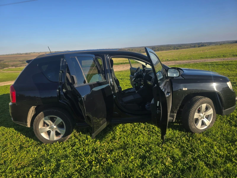 Jeep Compass 2.2L, CDR, снимка 8 - Автомобили и джипове - 47814449