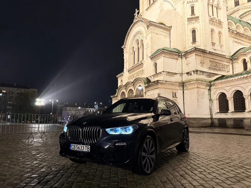 BMW X5  40d* xDrive* M-Pack* Head-Up* Pano* Laser* Лизинг, снимка 1 - Автомобили и джипове - 48847941