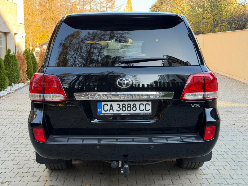 Toyota Land cruiser J200-Юбилейна 17/20-УНИКАТ!!!, снимка 6 - Автомобили и джипове - 52255975