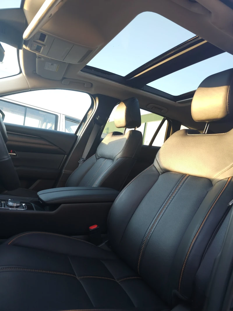 Mazda CX-50 PREMIUM, снимка 12 - Автомобили и джипове - 52683872