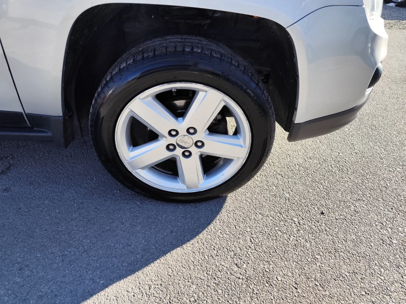 Jeep Compass 2.2CRD* 4X4* LIMITED* КОЖА* EURO5A* , снимка 16 - Автомобили и джипове - 52928610