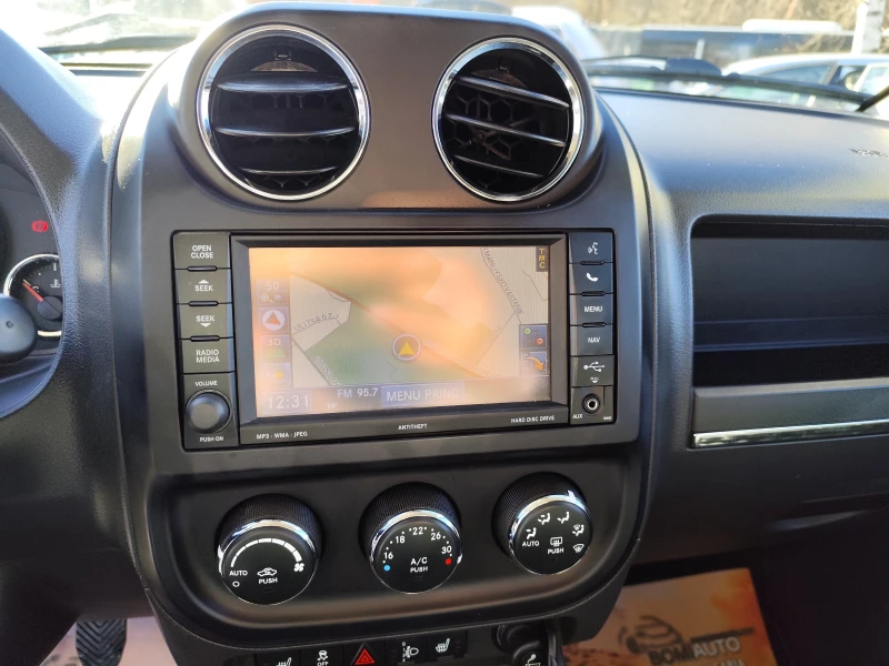 Jeep Compass 2.2CRD* 4X4* LIMITED* КОЖА* EURO5A* , снимка 9 - Автомобили и джипове - 52928610