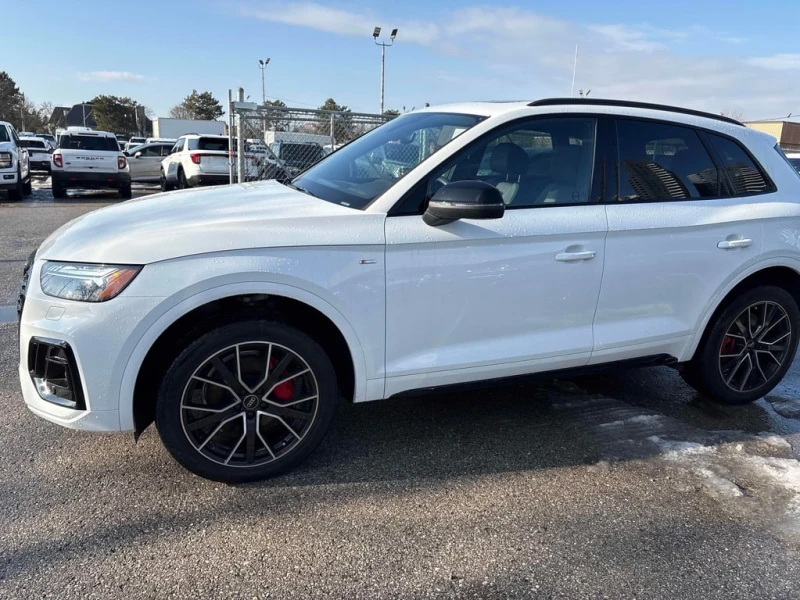 Audi Q5 * Technik * CARFAX * БЕЗ ПЪРВОНАЧАЛНА ВНОСКА, снимка 2 - Автомобили и джипове - 53057351